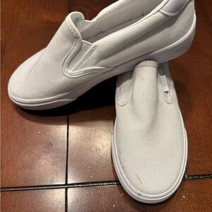 Lugz Women's White Slip-On Sneakers